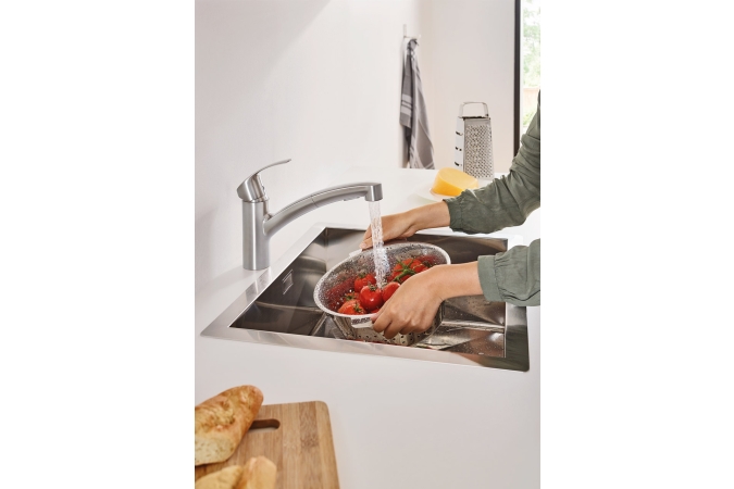 Смеситель для кухонной мойки GROHE Eurosmart с вытяжным душем, суперсталь (30305DC0)